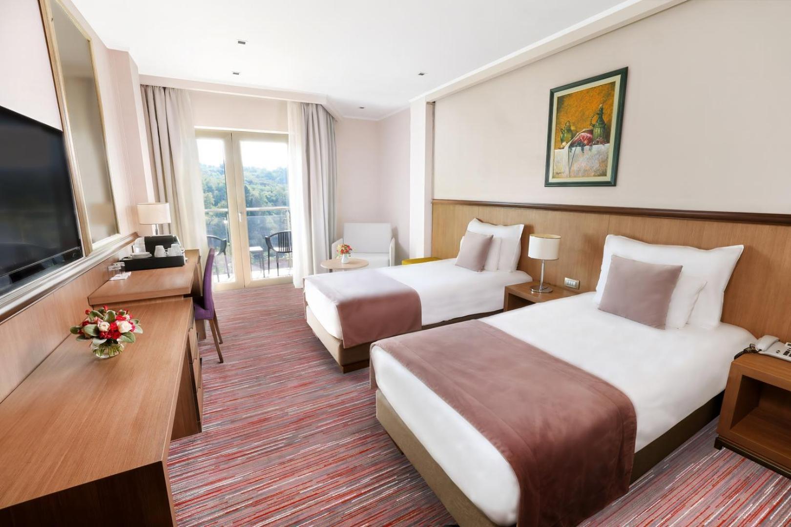 Hotel Premier Aqua - Adults Only Врднік Екстер'єр фото A room at the hotel
